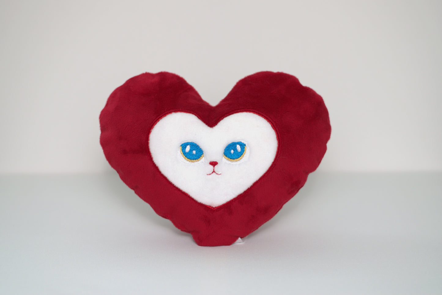 Mau Cat Heart - Red